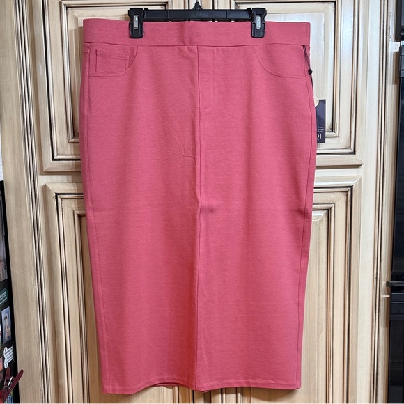 NYDJ Vibrant Pink Pencil Skirt - Picture 1 of 9
